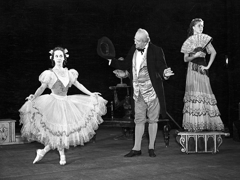Coppelia - El ballet Coppelia logró un alcance mundial y ha tenido numerosas versiones a lo largo del tiempo