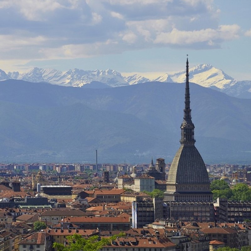 Tramezzino - Ciudad De Torino Con La Mole De Fondo
