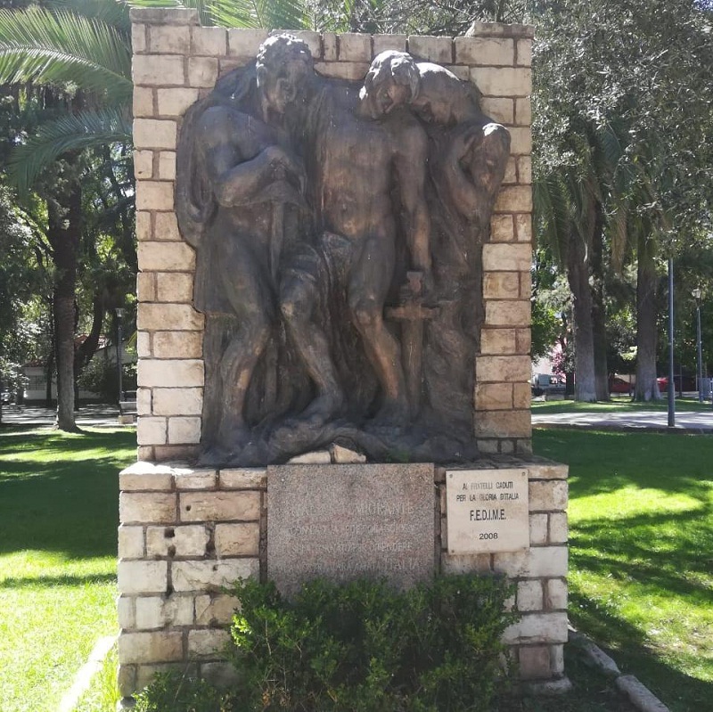 Plaza Italia - Monumento Al Inmigrante Italiano Por Fedime