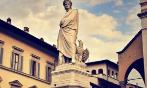 Dos Caminos Para Conocer A Dante - Estatua De Dante