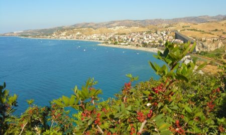 El sur de Calabria - Bova Marina se halla más al sur de Pentedattilo